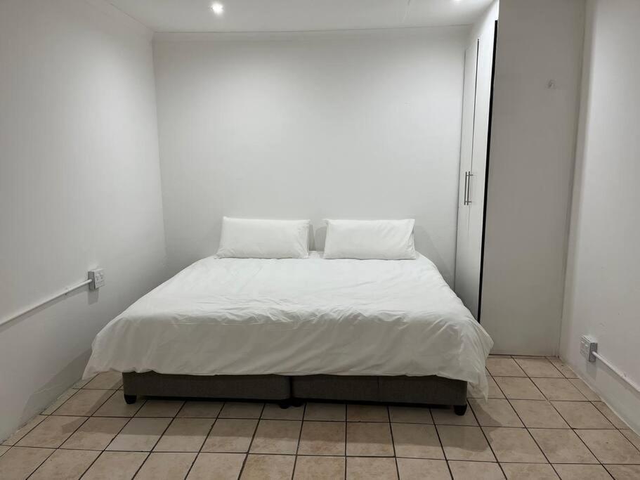 Mofolo Guest House Soweto Zewnętrze zdjęcie
