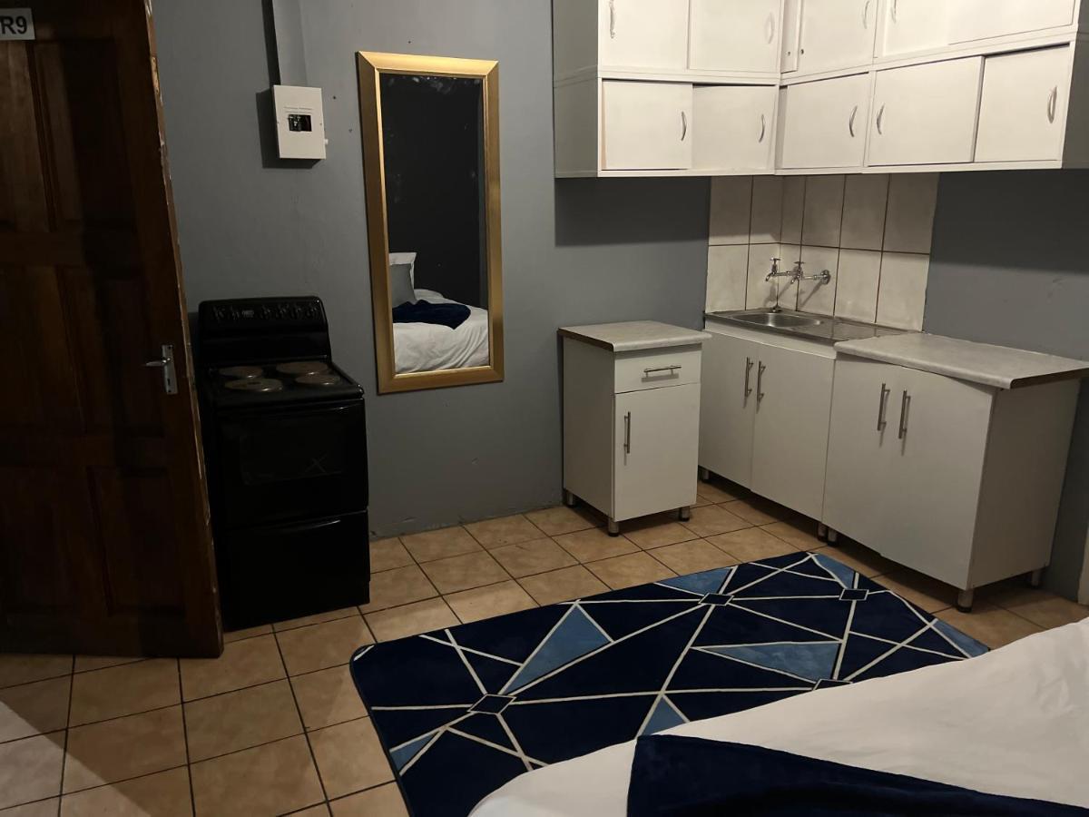 Mofolo Guest House Soweto Zewnętrze zdjęcie