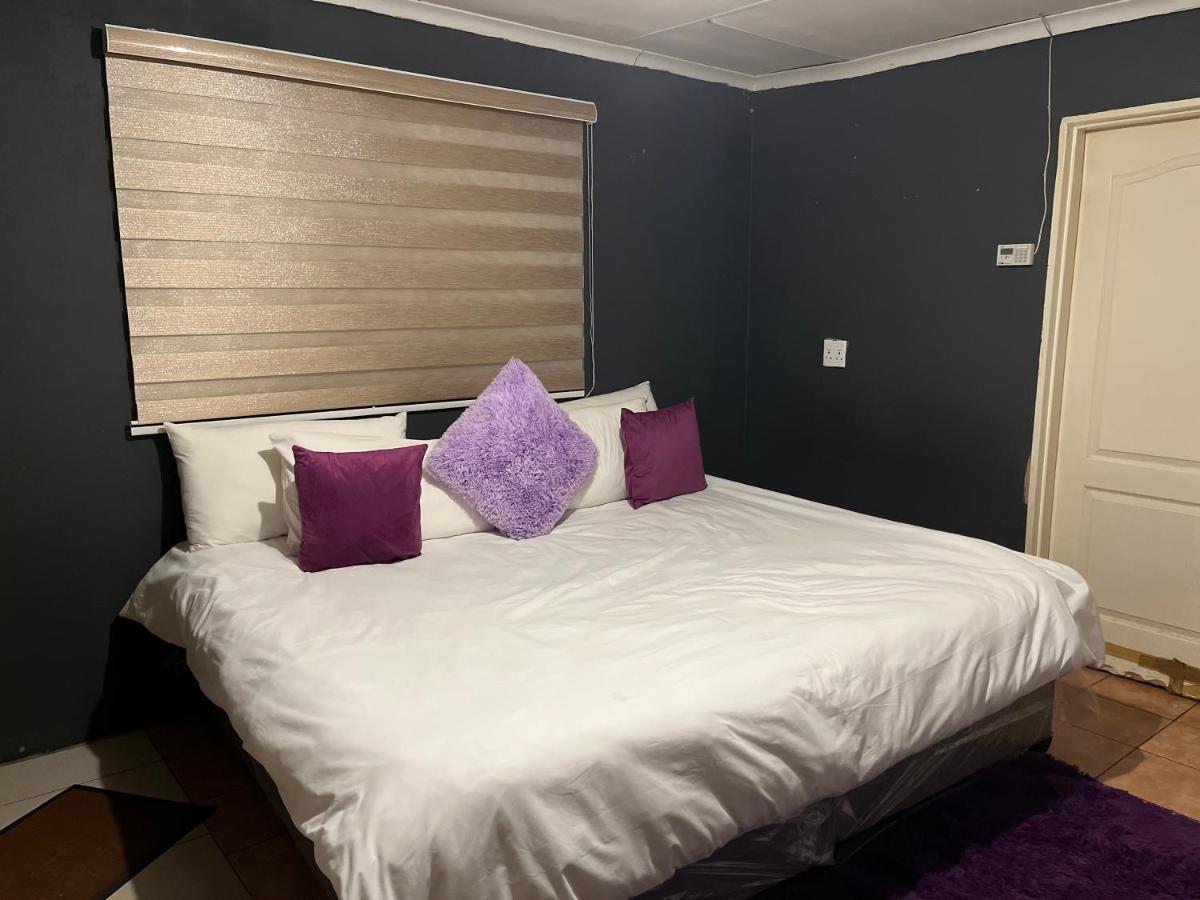Mofolo Guest House Soweto Zewnętrze zdjęcie