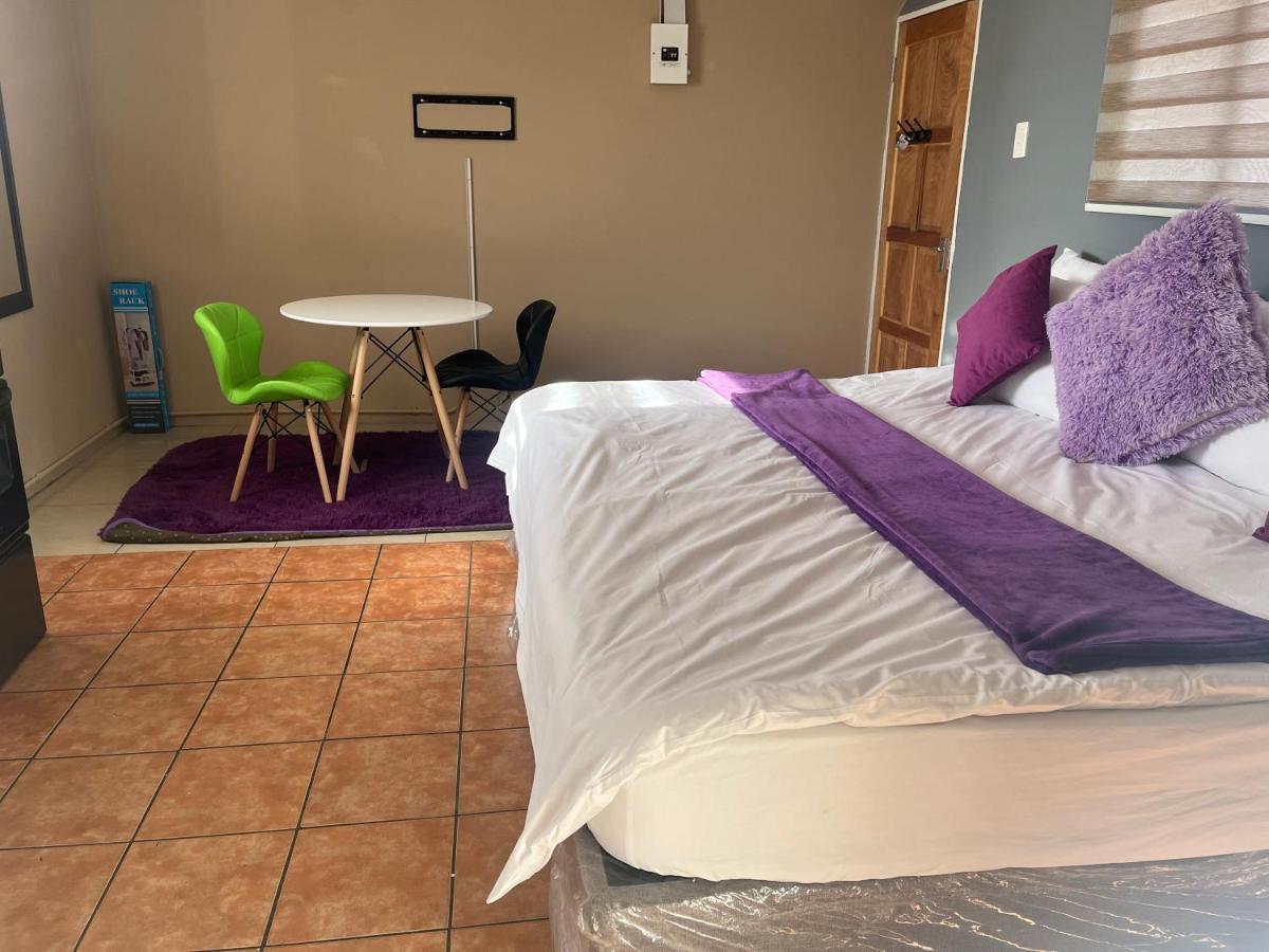 Mofolo Guest House Soweto Zewnętrze zdjęcie